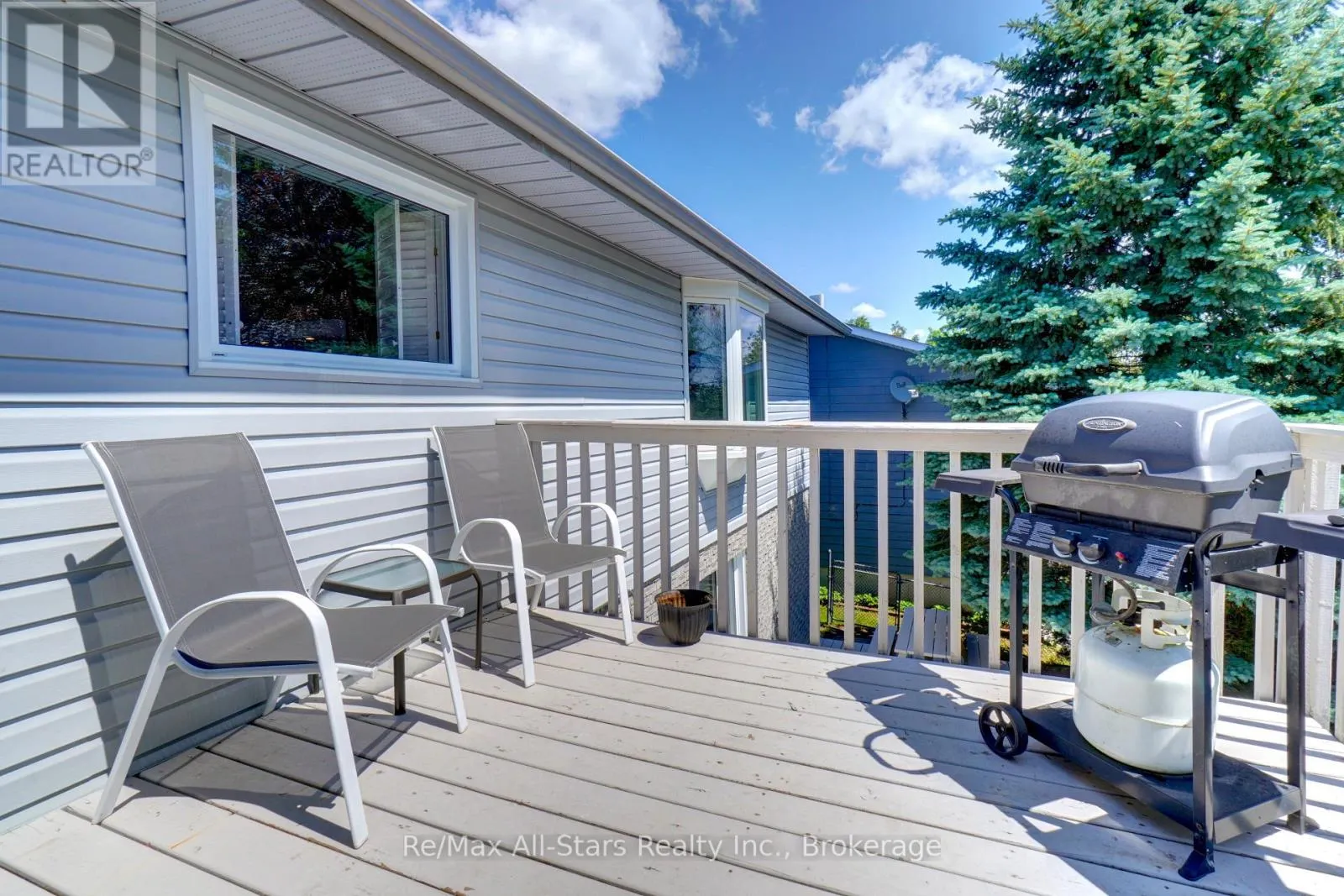 16 CEDARTREE LANE