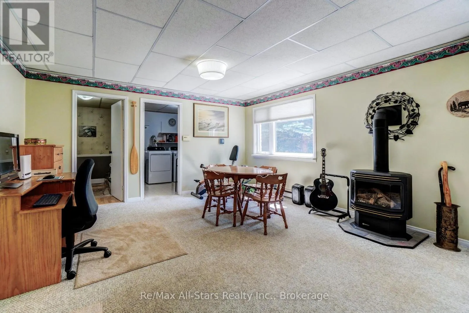 16 CEDARTREE LANE