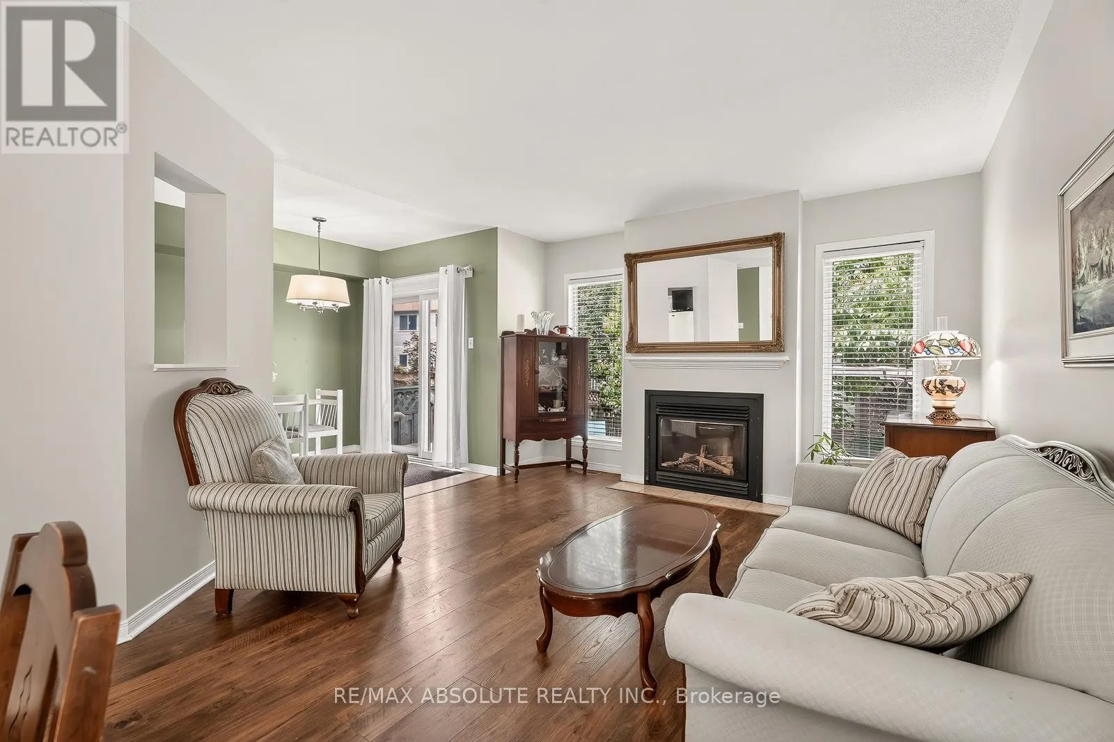 36 CHANTILLY GATE