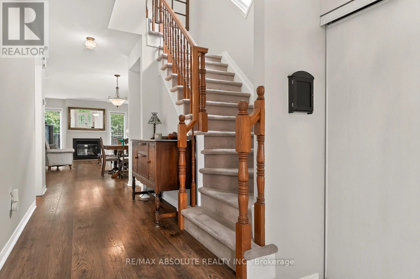 36 CHANTILLY GATE
