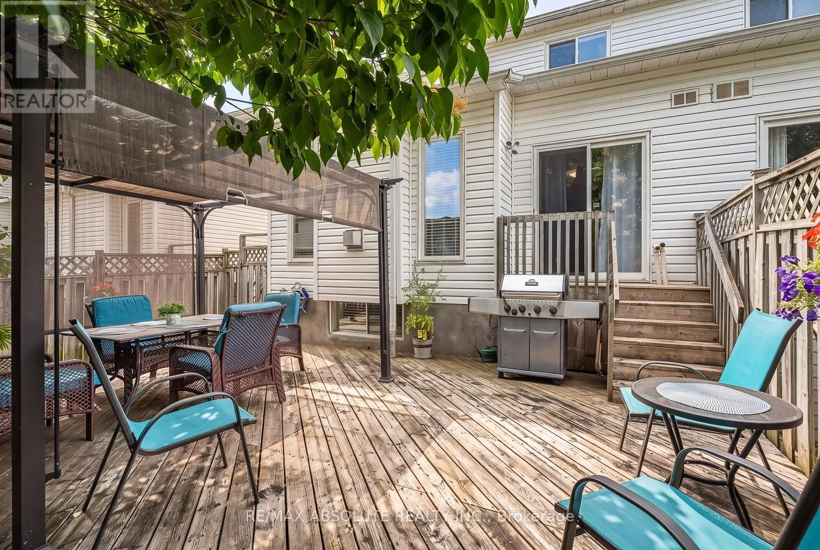 36 CHANTILLY GATE