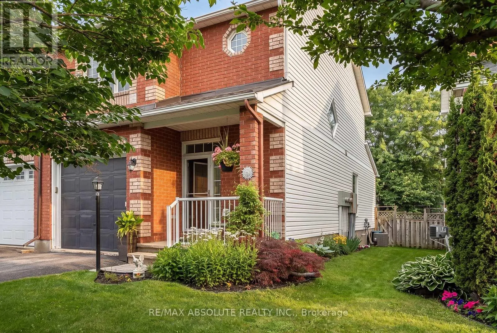 36 CHANTILLY GATE