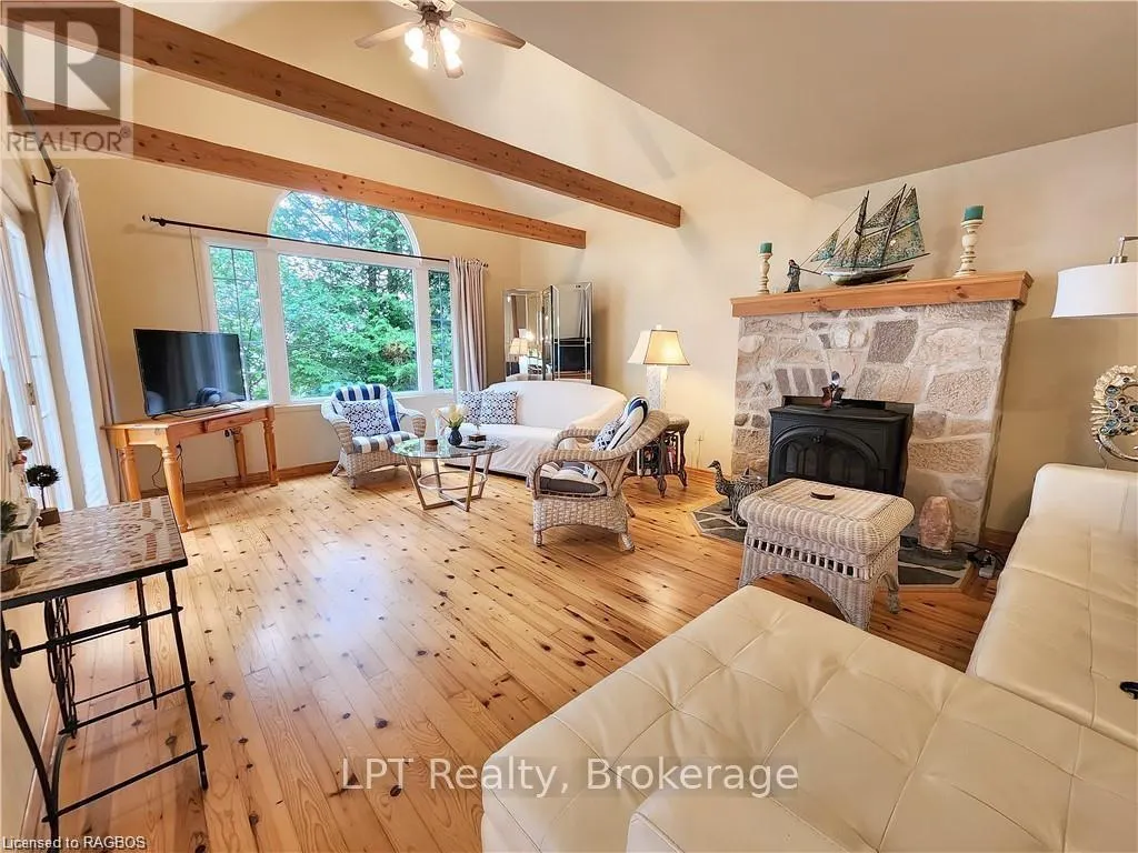 303 ISTHMUS BAY ROAD