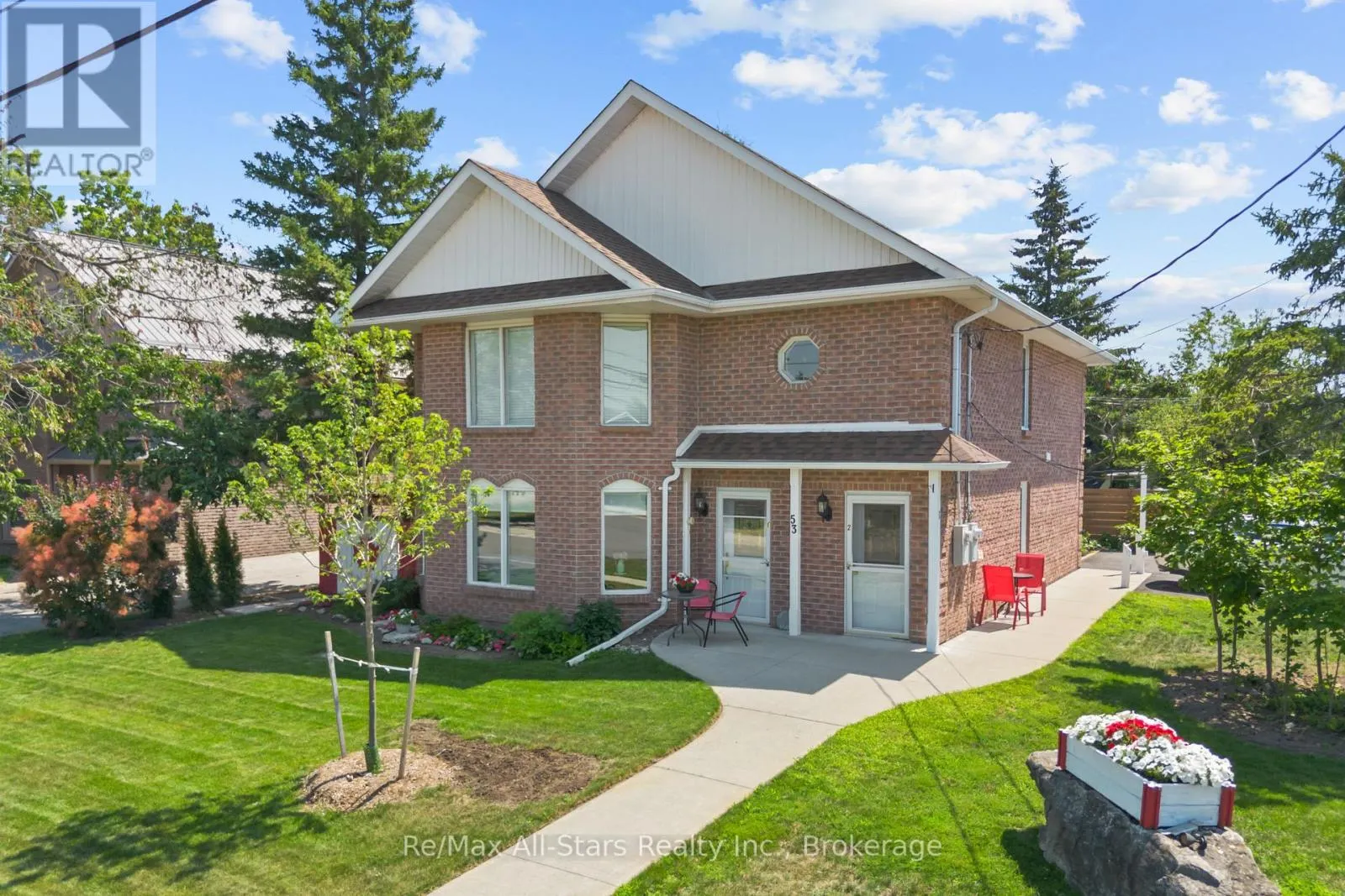 53 HELEN STREET