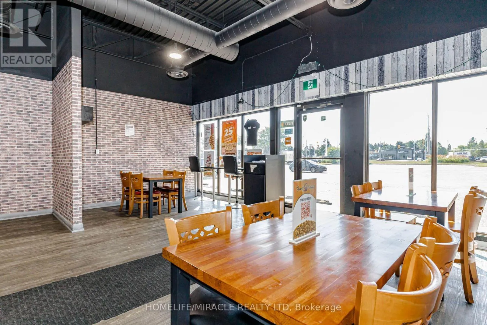 1B - 1120 VICTORIA STREET