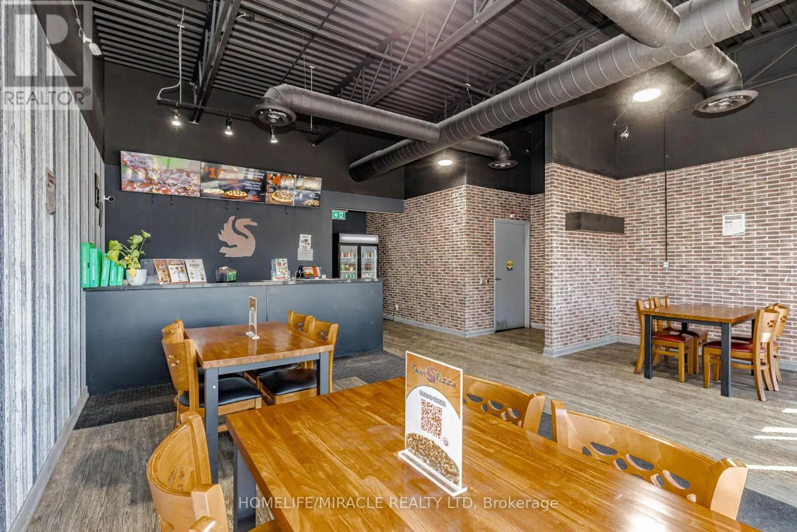 1B - 1120 VICTORIA STREET