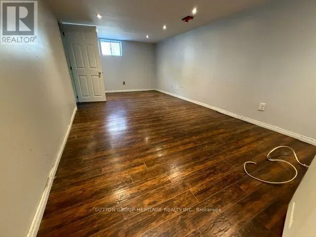 29 BROOK ROAD S