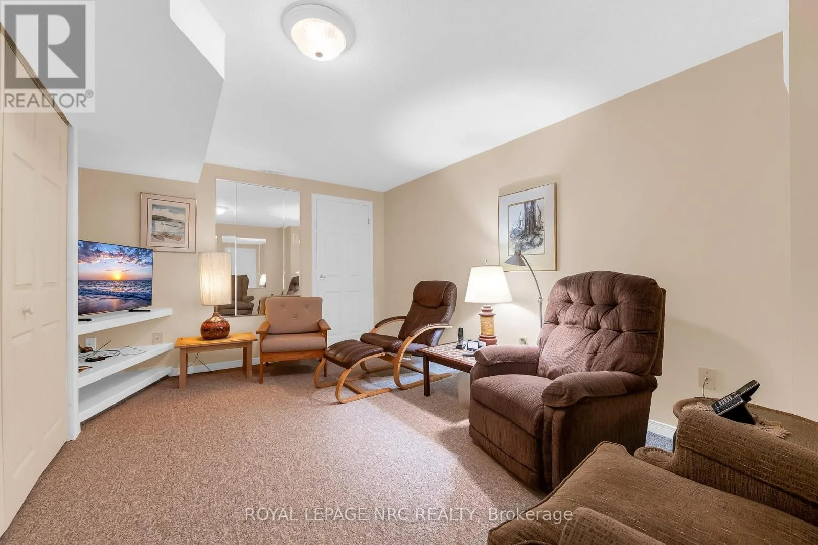 25 MILBURN DRIVE