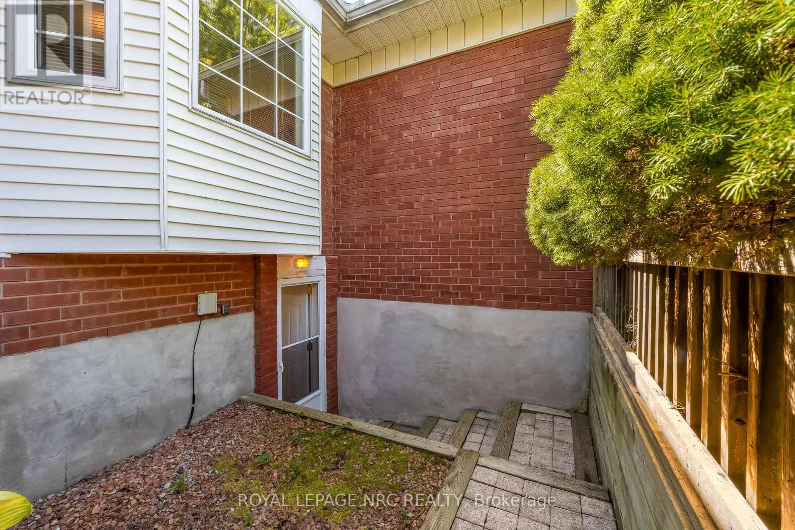 25 MILBURN DRIVE