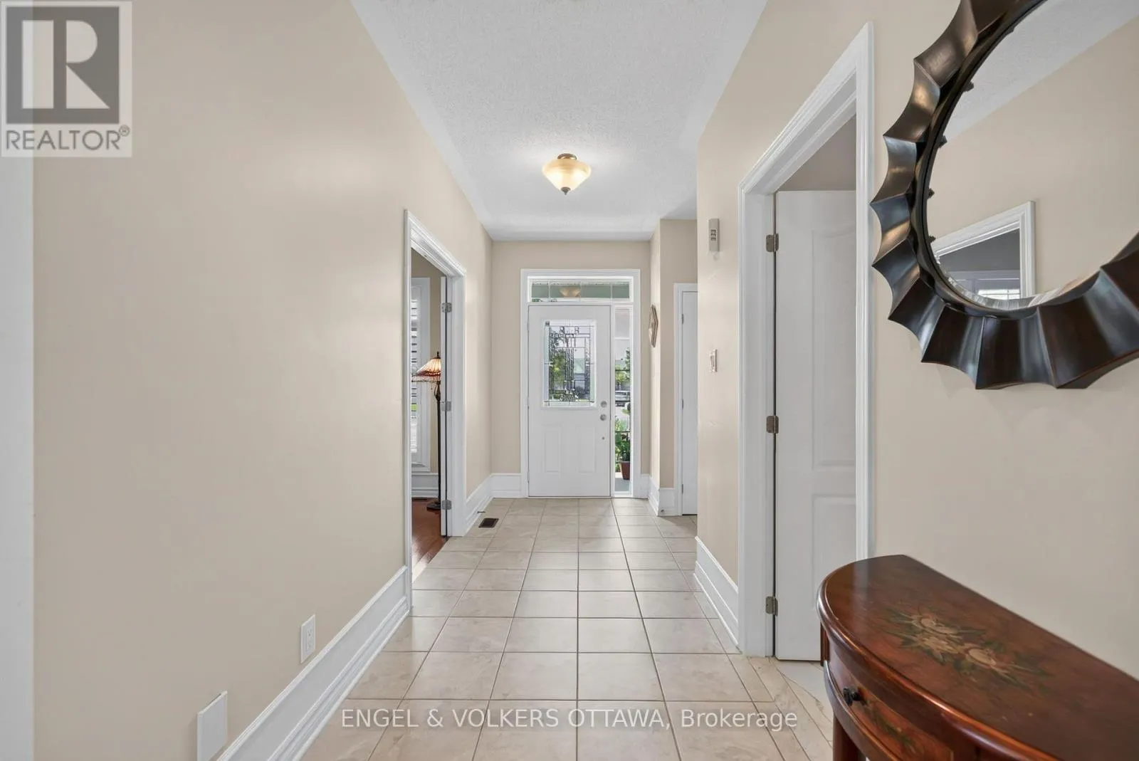 106 EQUINELLE DRIVE