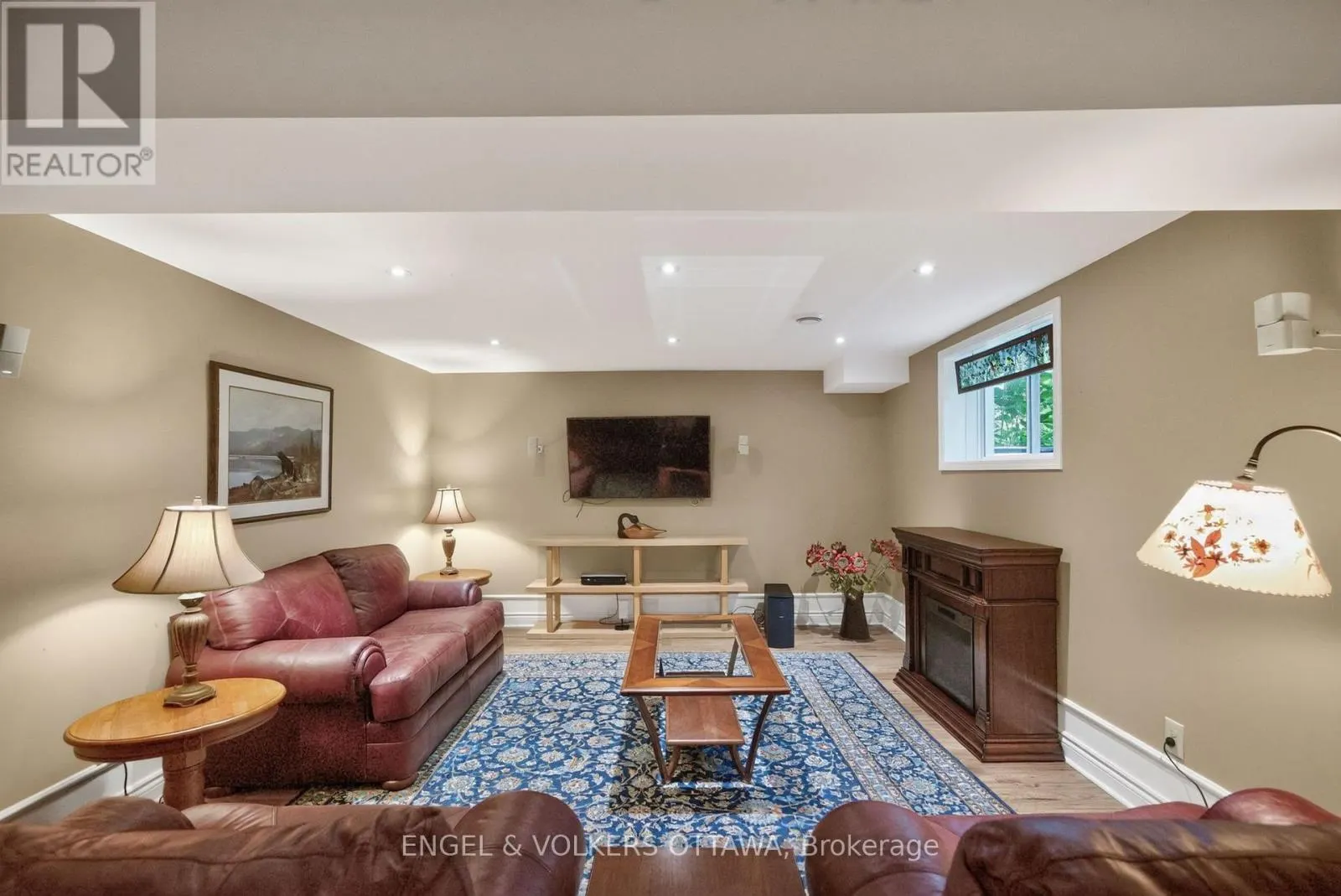 106 EQUINELLE DRIVE