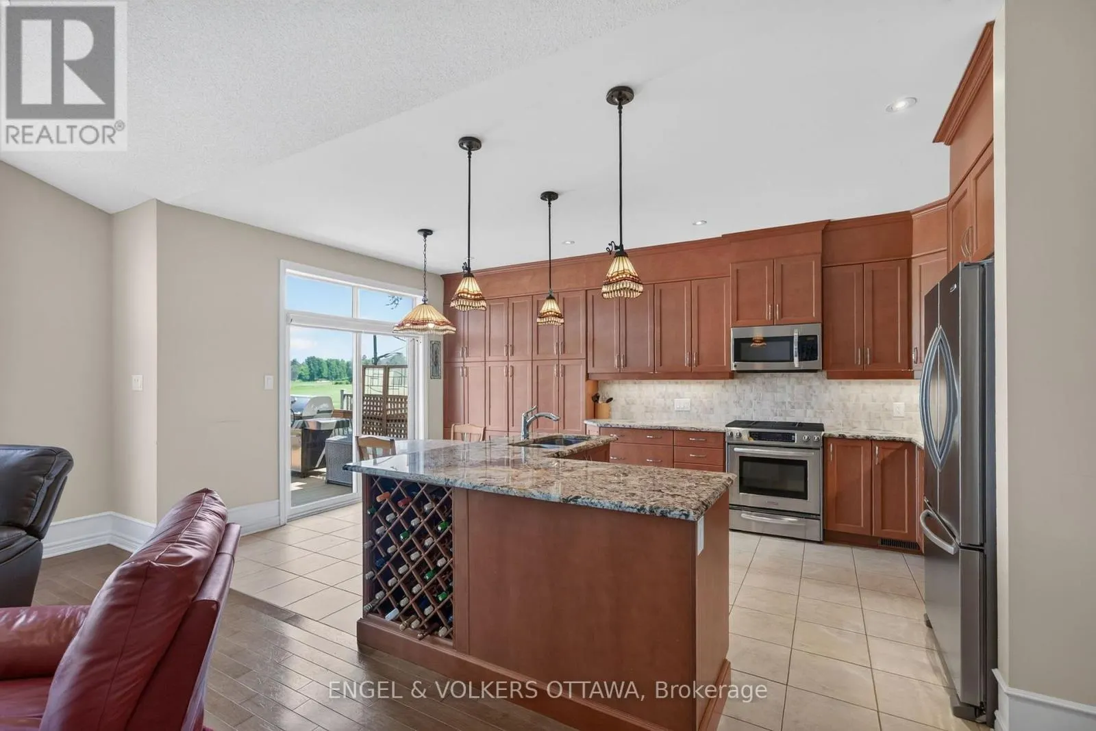 106 EQUINELLE DRIVE
