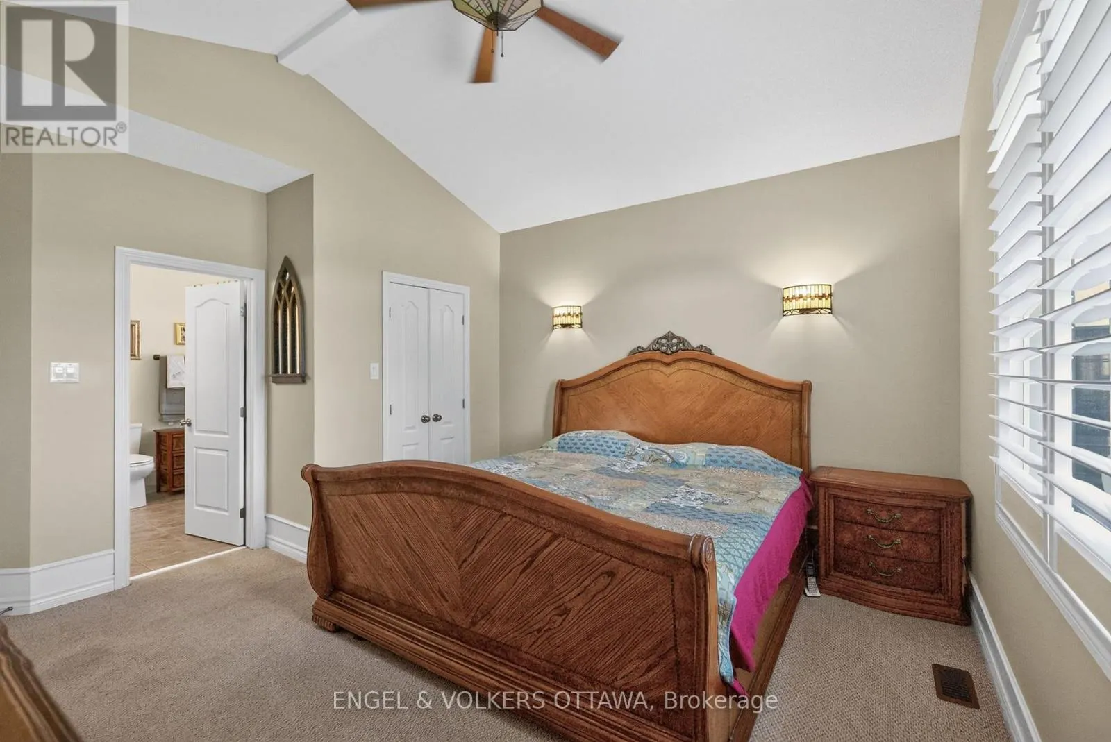 106 EQUINELLE DRIVE
