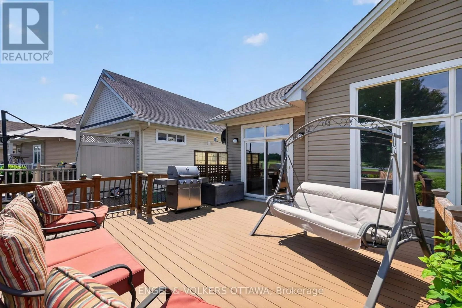 106 EQUINELLE DRIVE