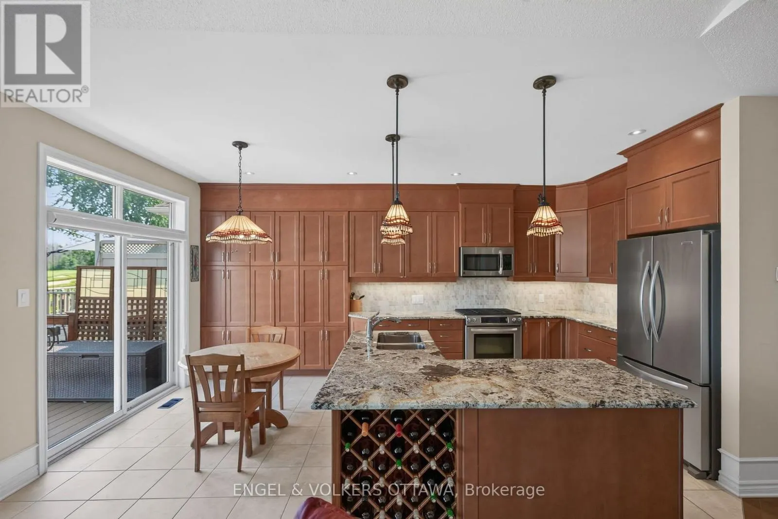 106 EQUINELLE DRIVE