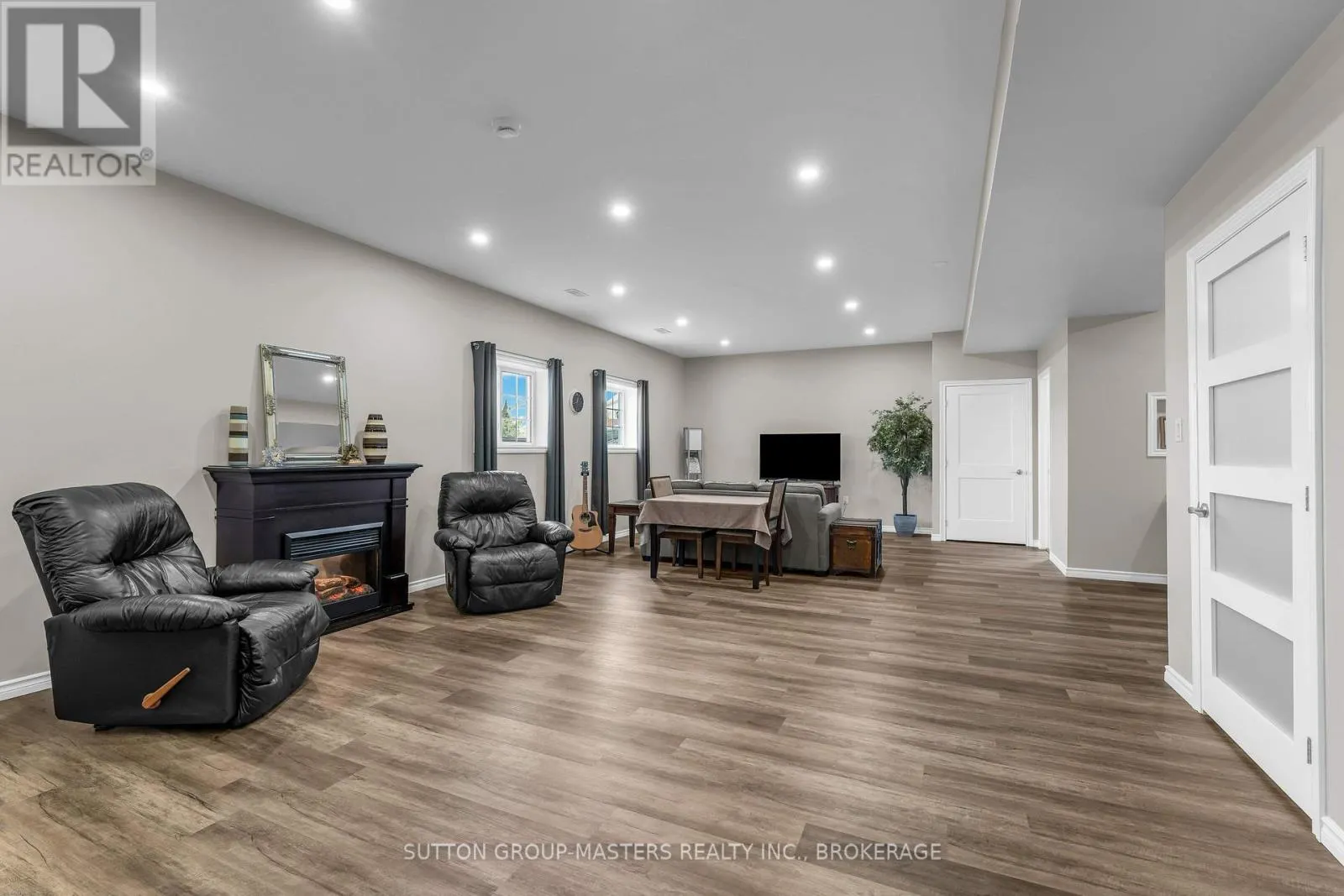 23 OWEN AVENUE
