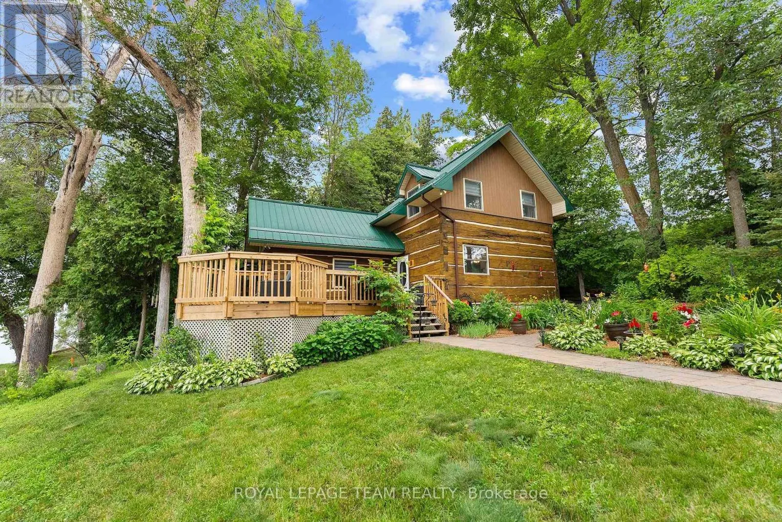 58 HENDRY LANE