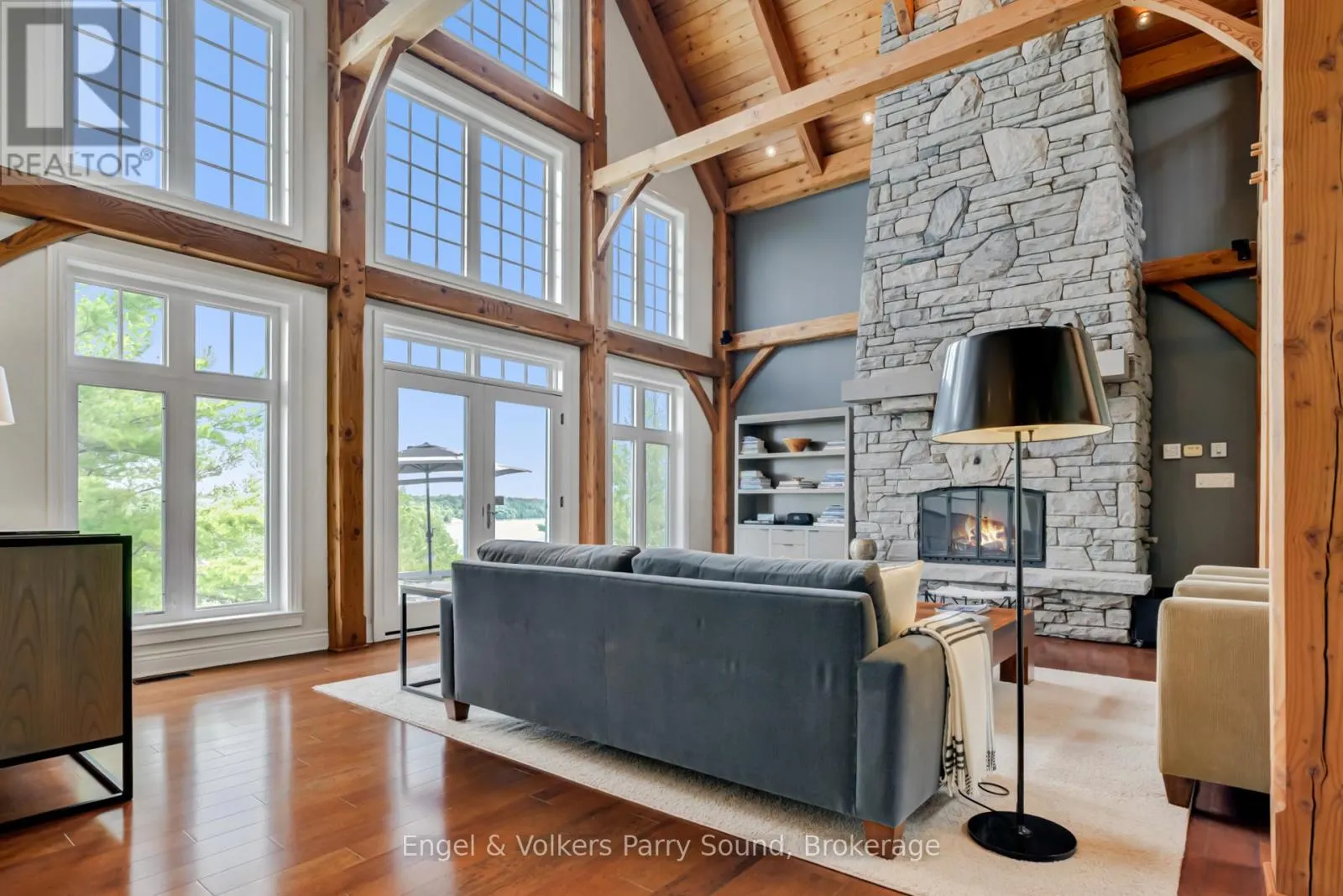 22 BEACON POINT DRIVE