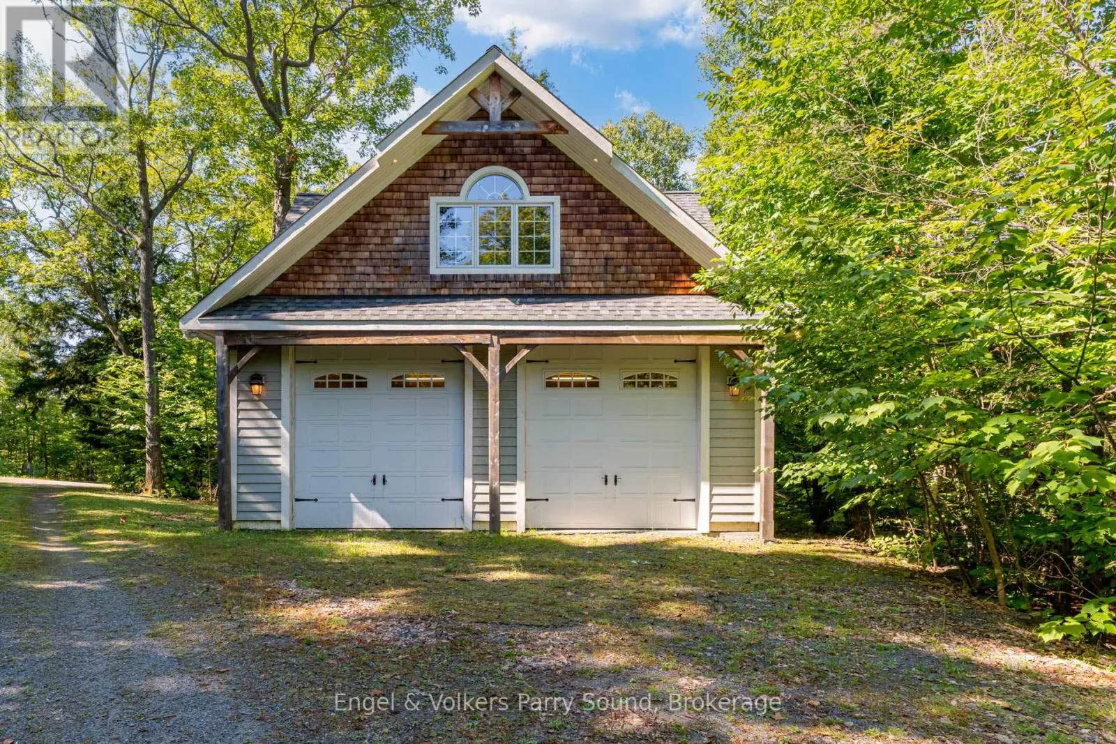 22 BEACON POINT DRIVE