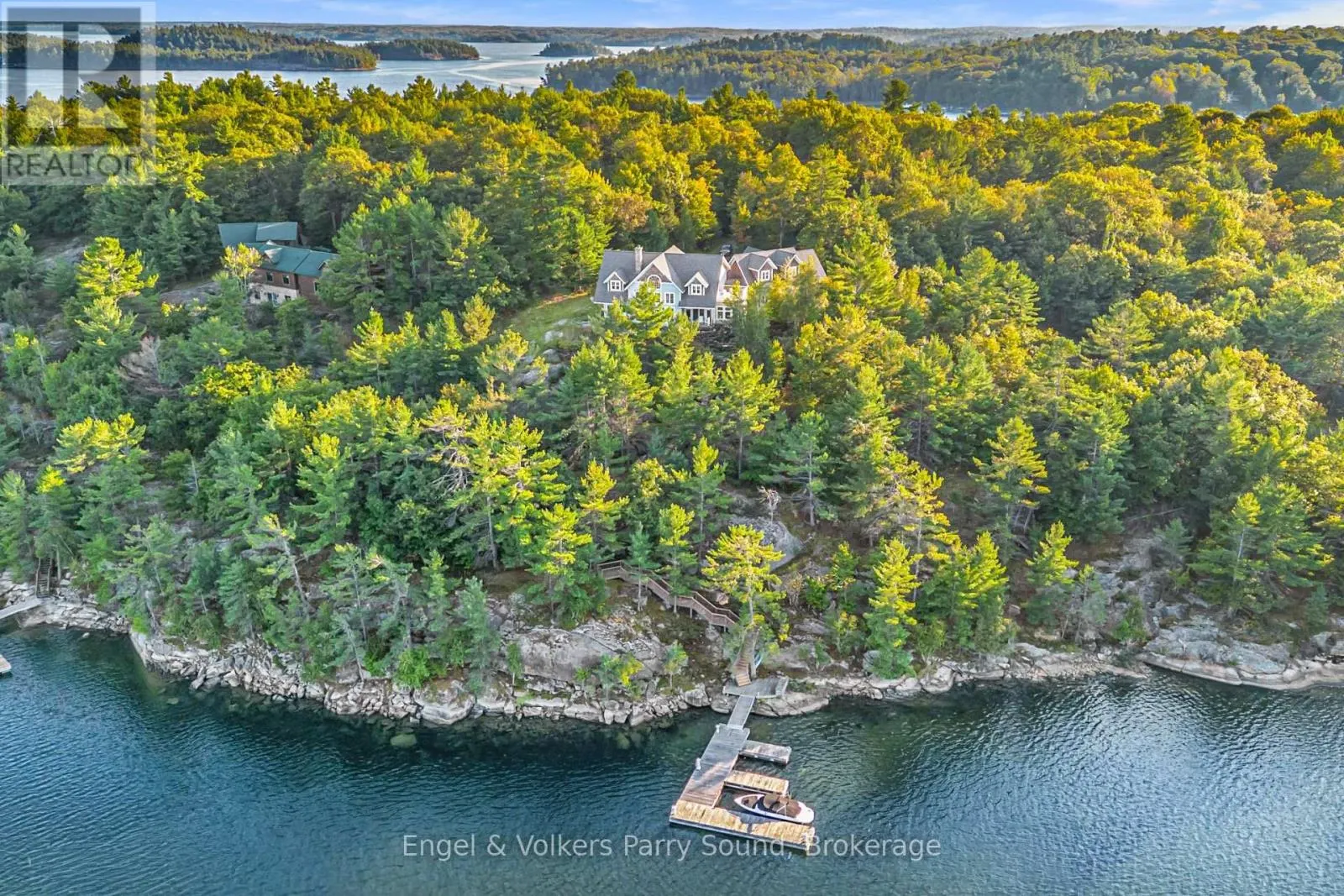 22 BEACON POINT DRIVE
