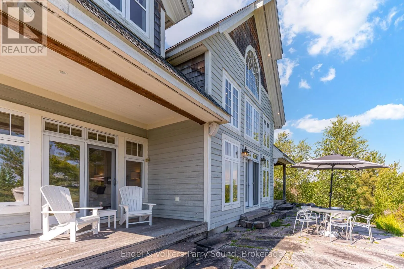 22 BEACON POINT DRIVE