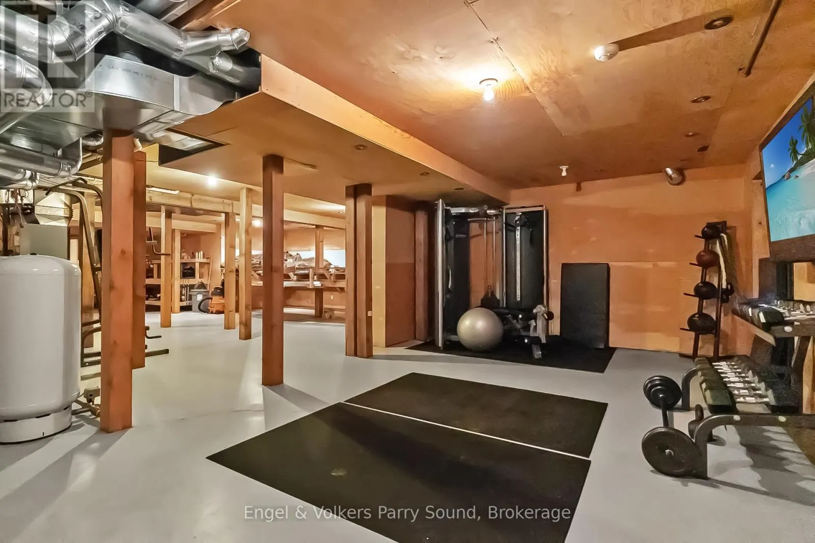 22 BEACON POINT DRIVE