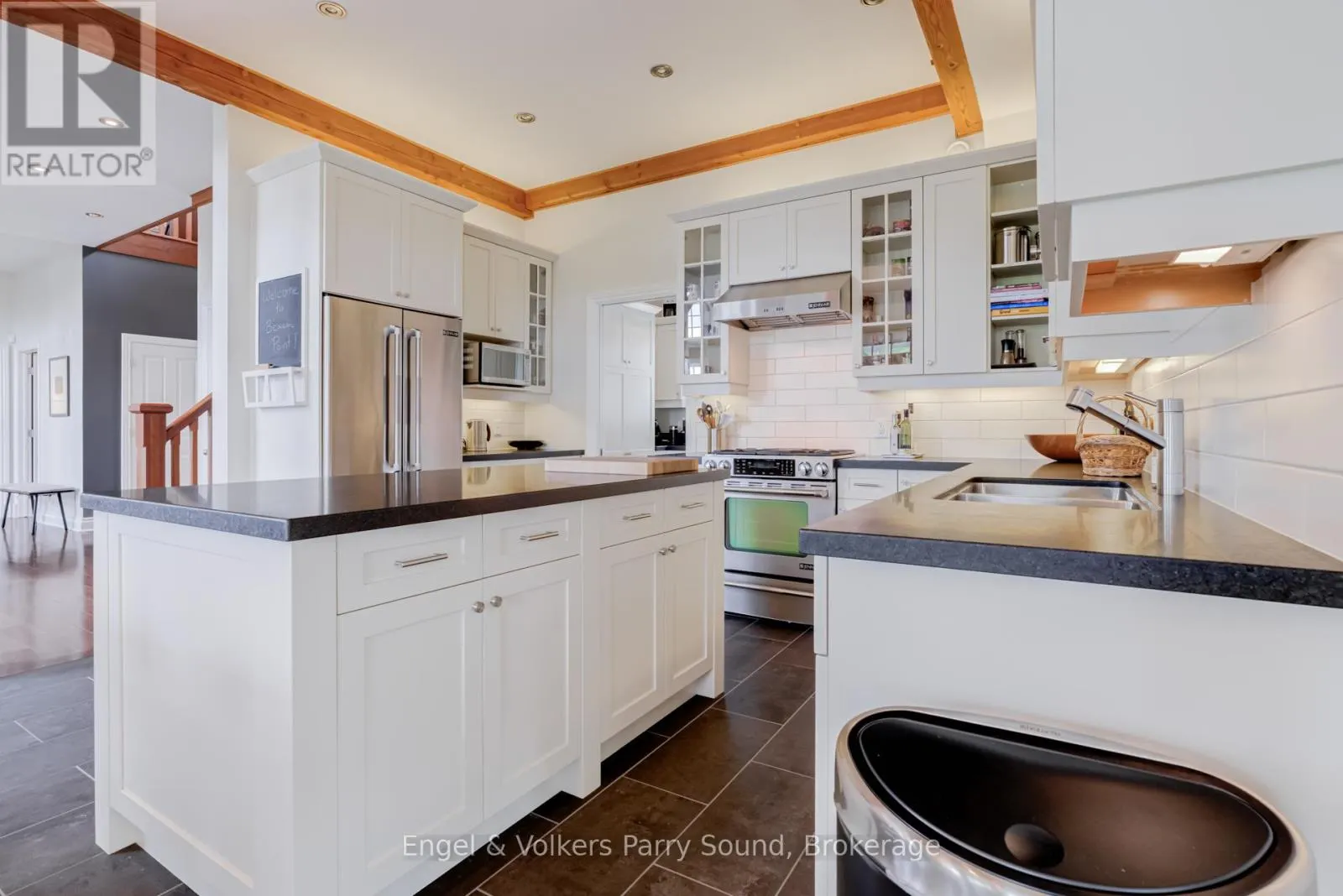 22 BEACON POINT DRIVE