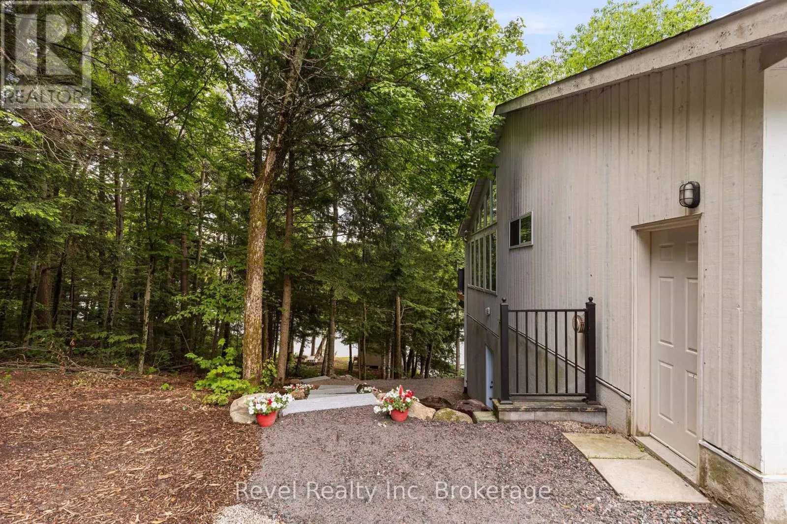 30 SPARROW ROAD