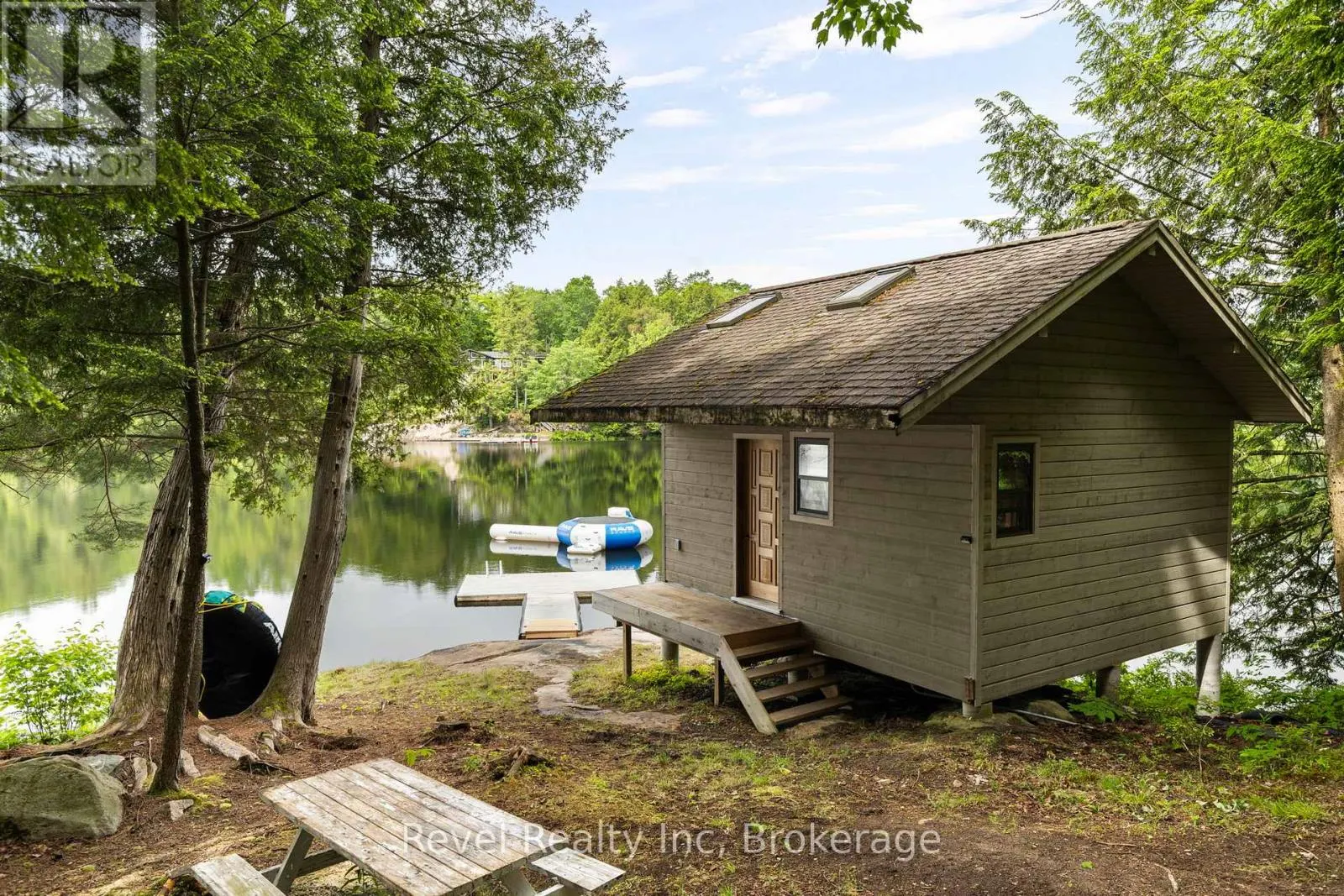 30 SPARROW ROAD
