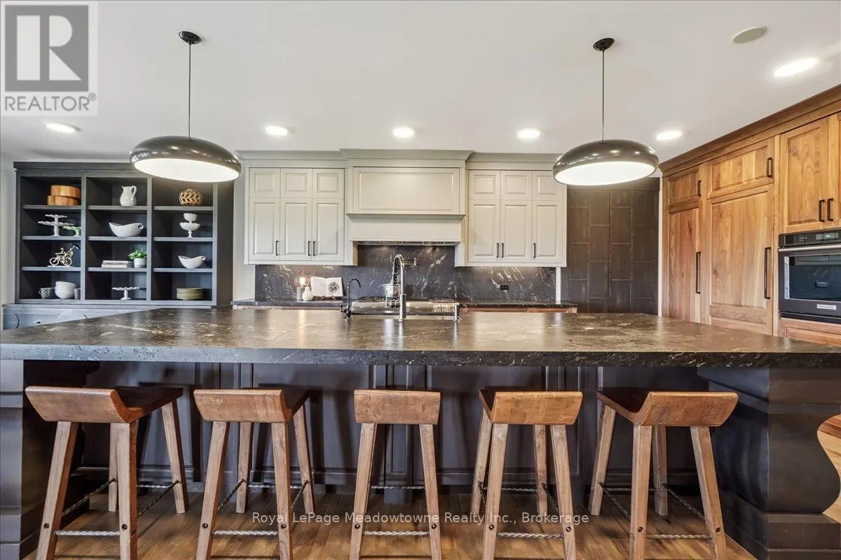 8837 WELLINGTON ROAD 124