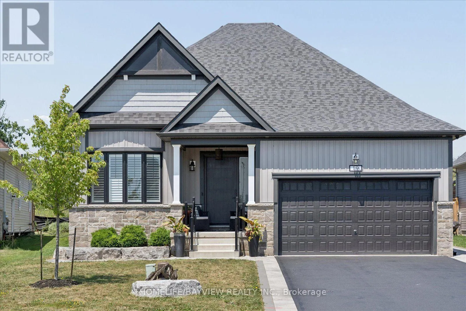 19 SEDONA COURT