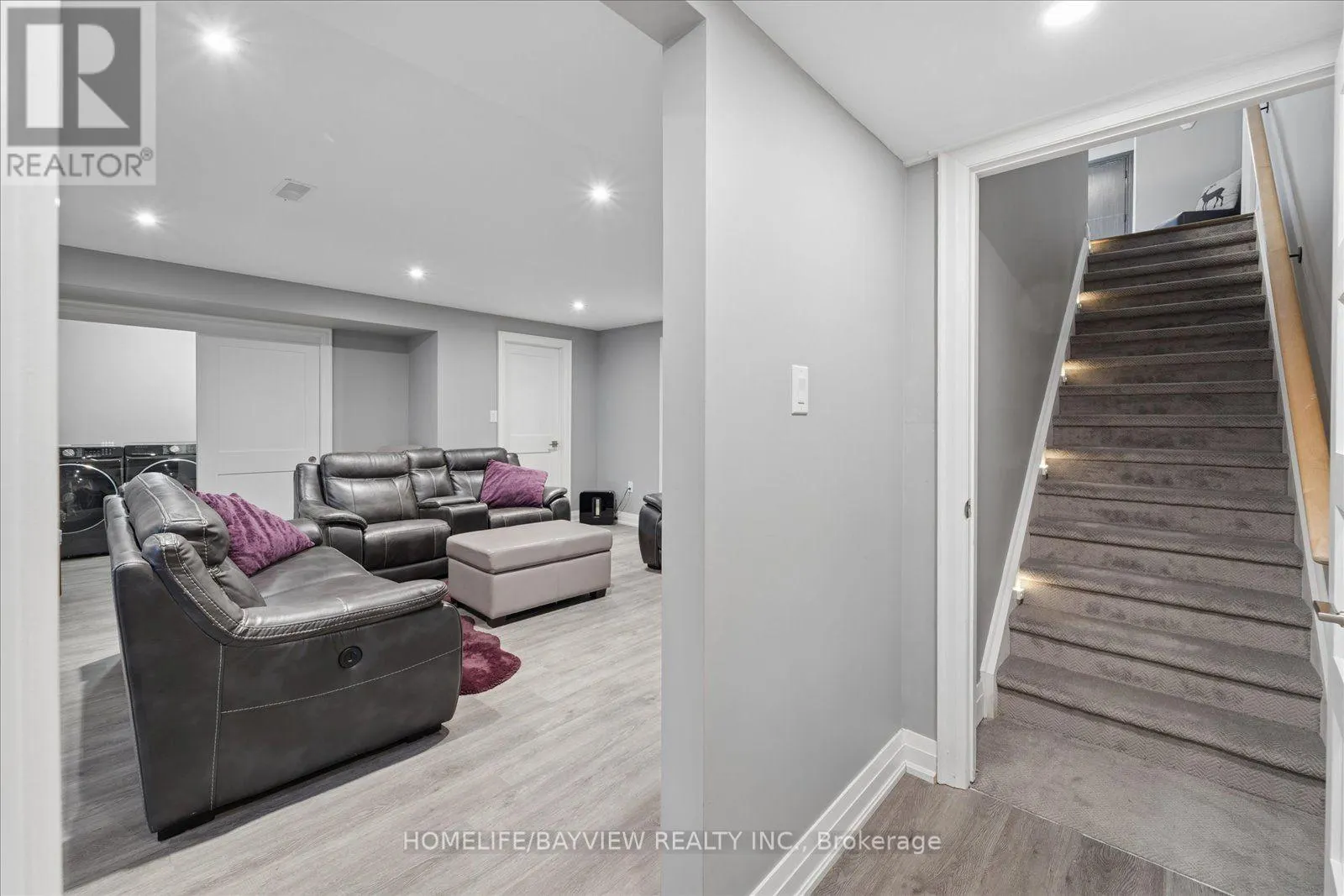 19 SEDONA COURT