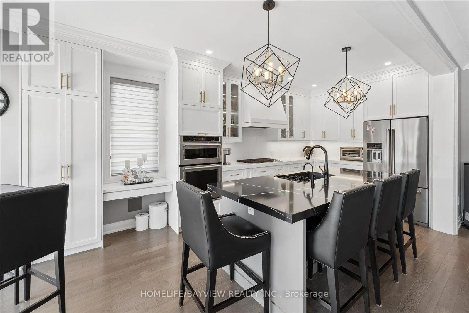 19 SEDONA COURT