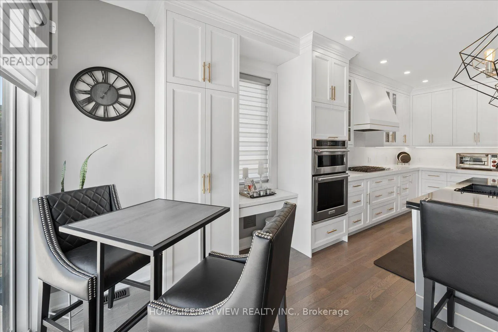 19 SEDONA COURT