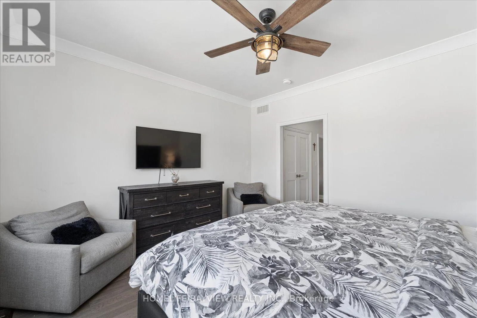 19 SEDONA COURT