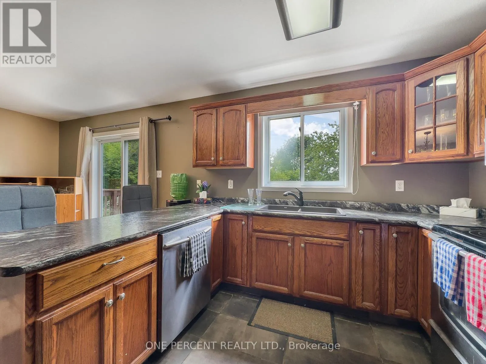 30 WOODRIDGE DRIVE