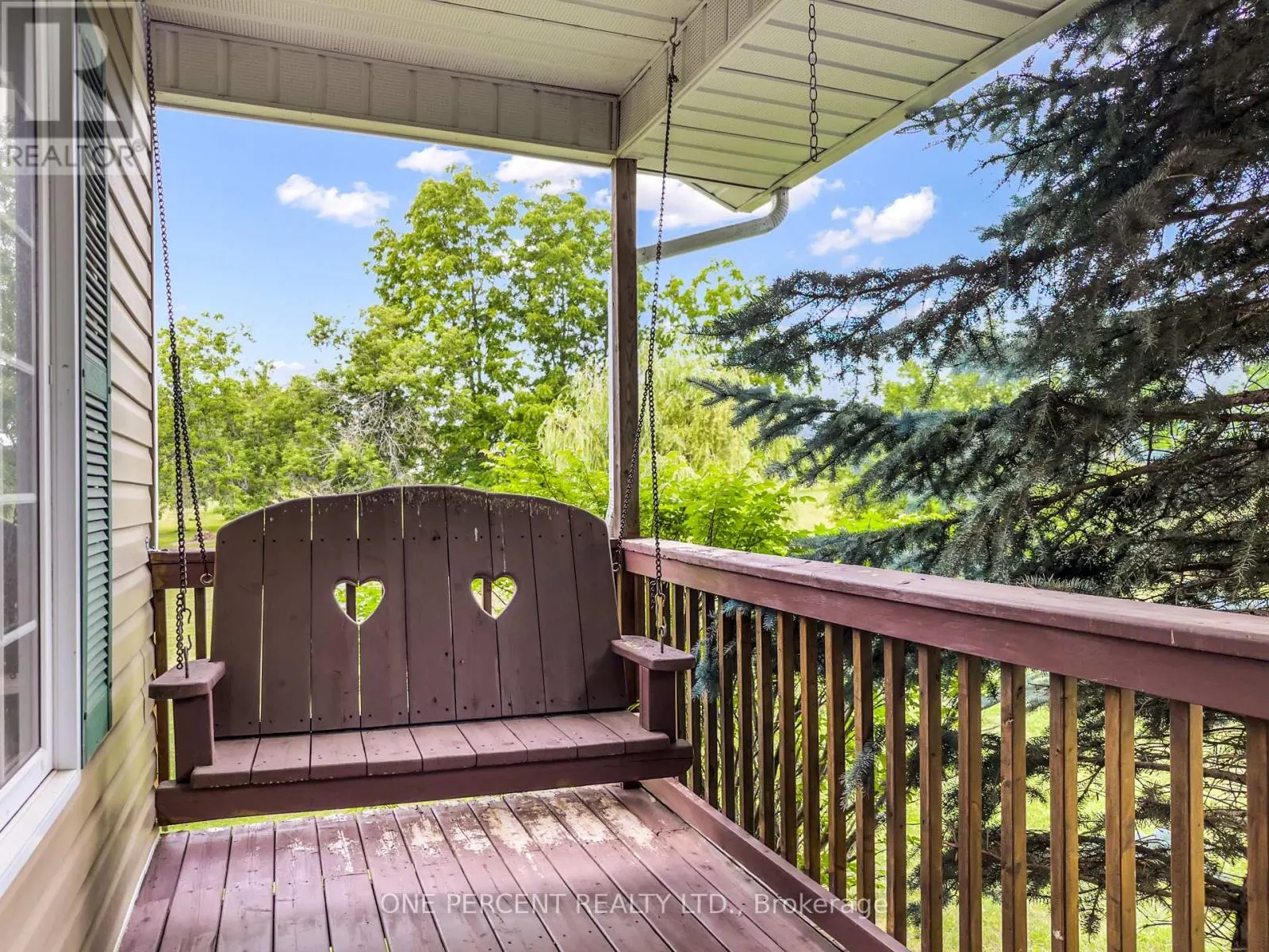 30 WOODRIDGE DRIVE