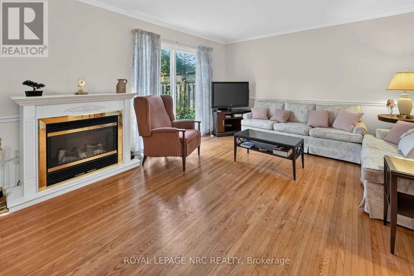 62 - 6453 COLBORNE STREET #62