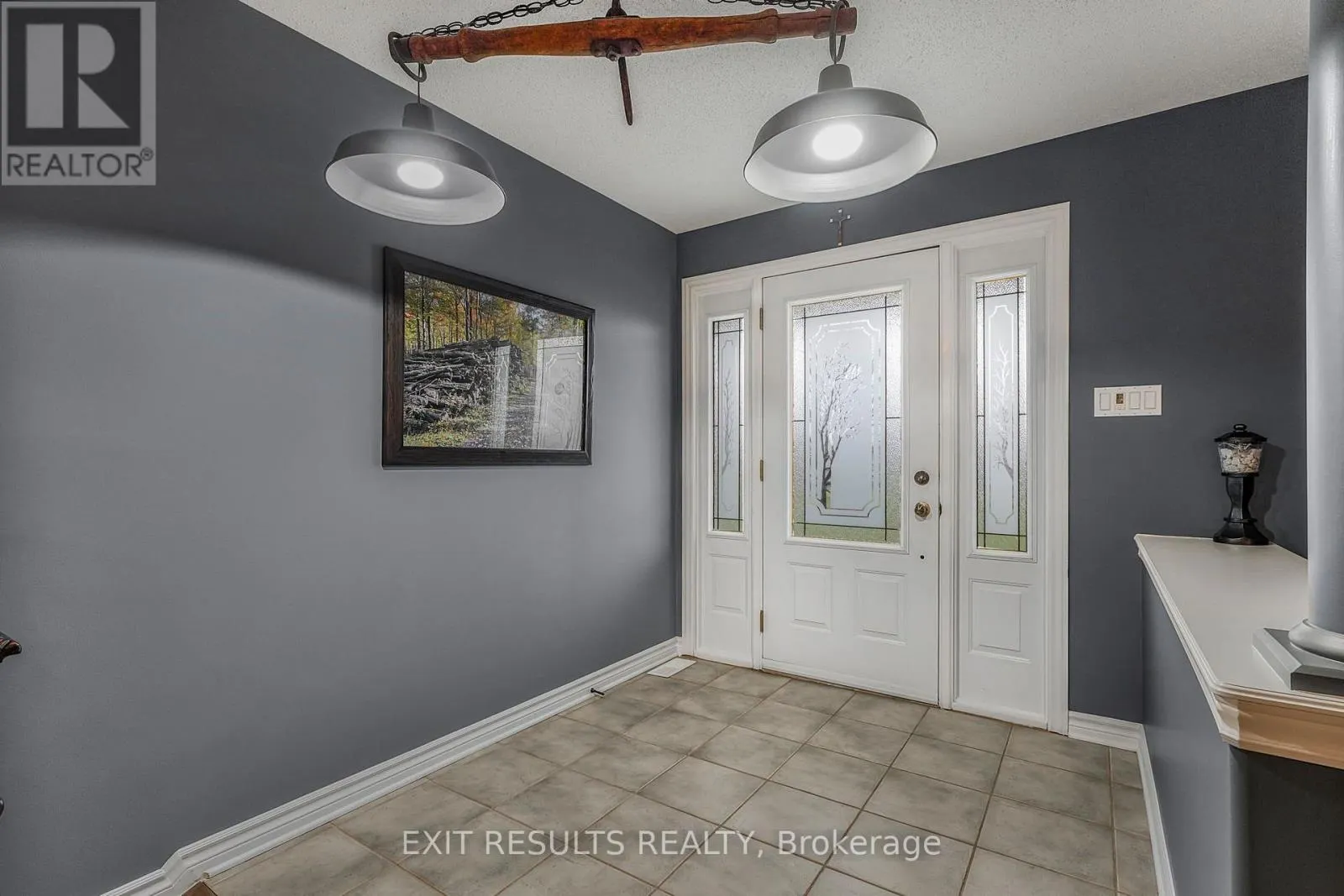 638 ST THOMAS ROAD E