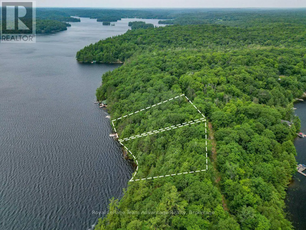 102 BLACKSTONE LAKE WATER