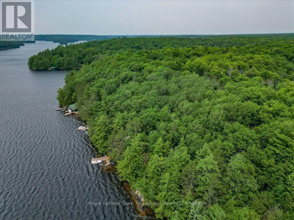 102 BLACKSTONE LAKE WATER