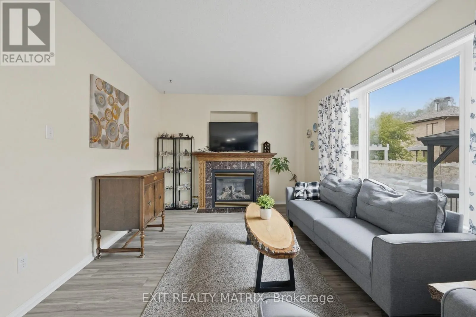 127 STONEY POND COURT