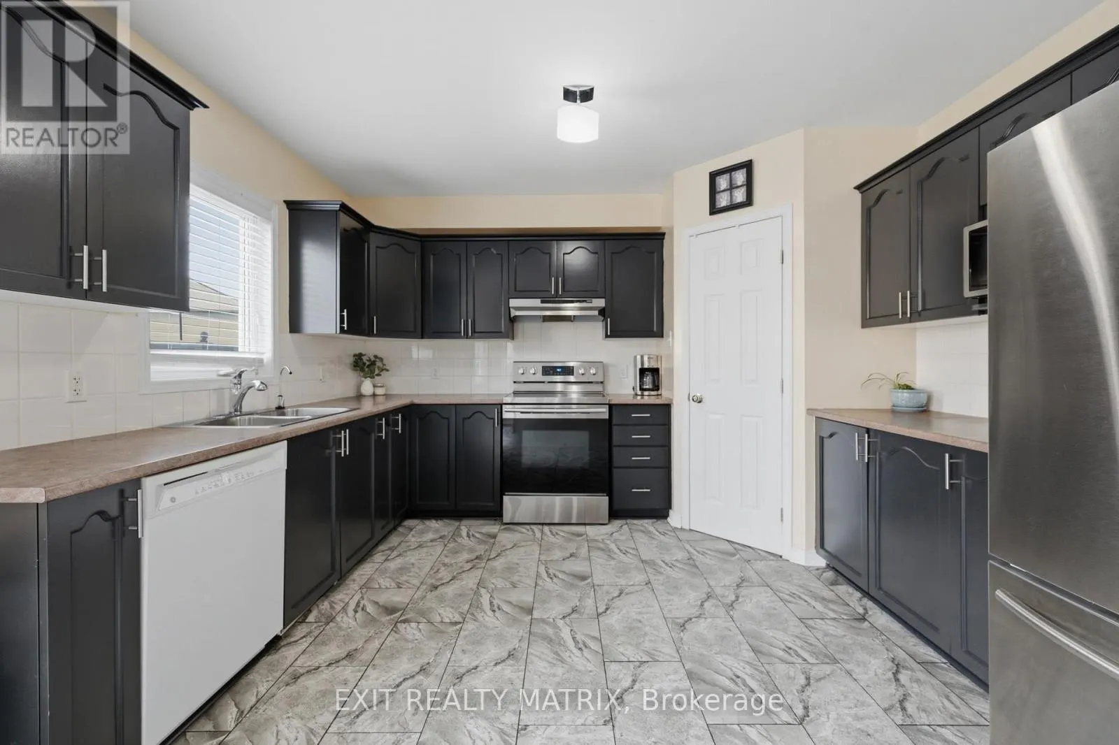 127 STONEY POND COURT
