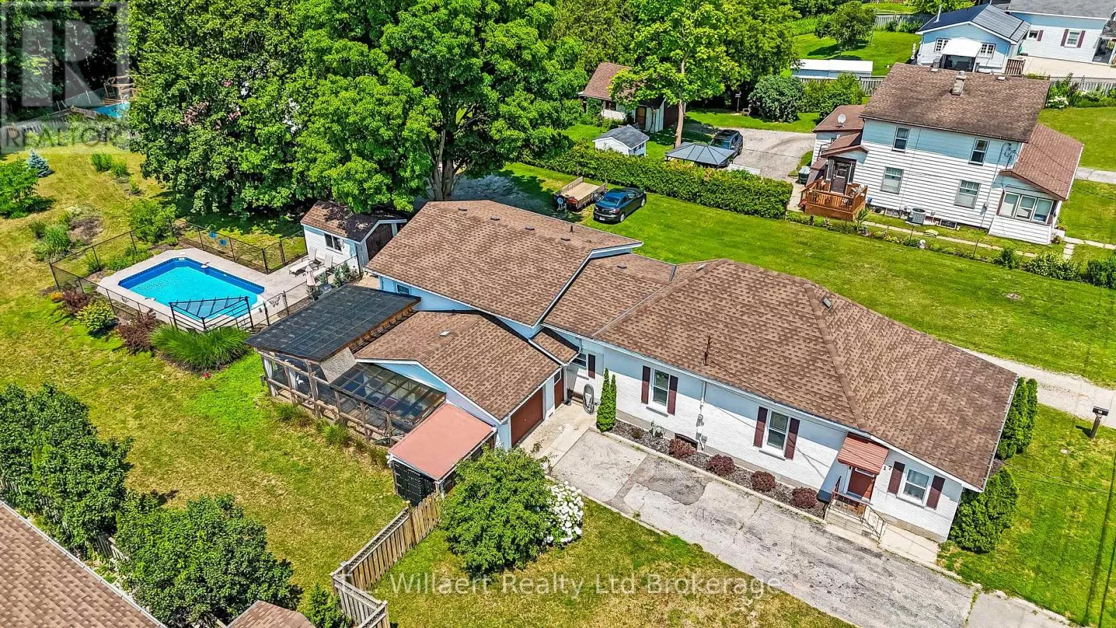 17 POTTERS ROAD