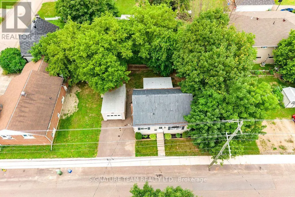 260 FRASER STREET
