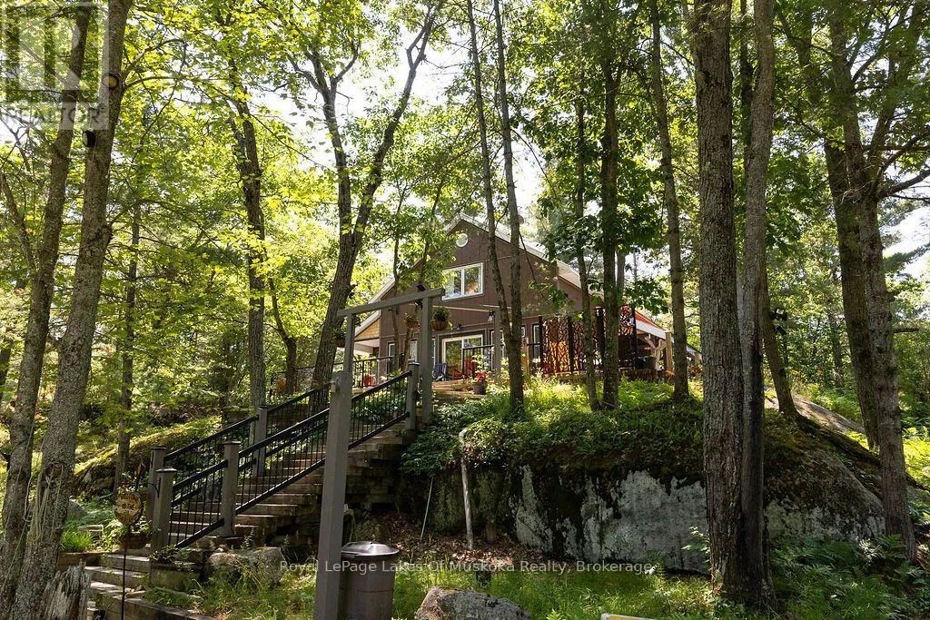 1075 LEONARD LAKE 2 ROAD