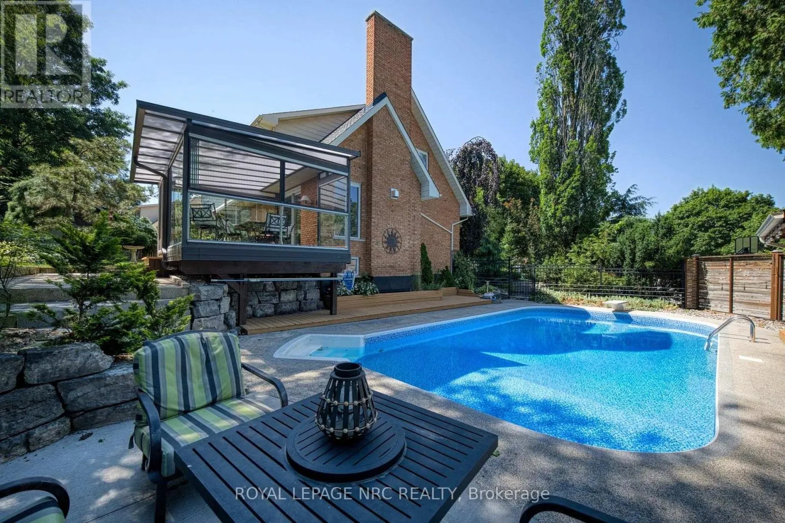 15 PETRONELLA PARKWAY