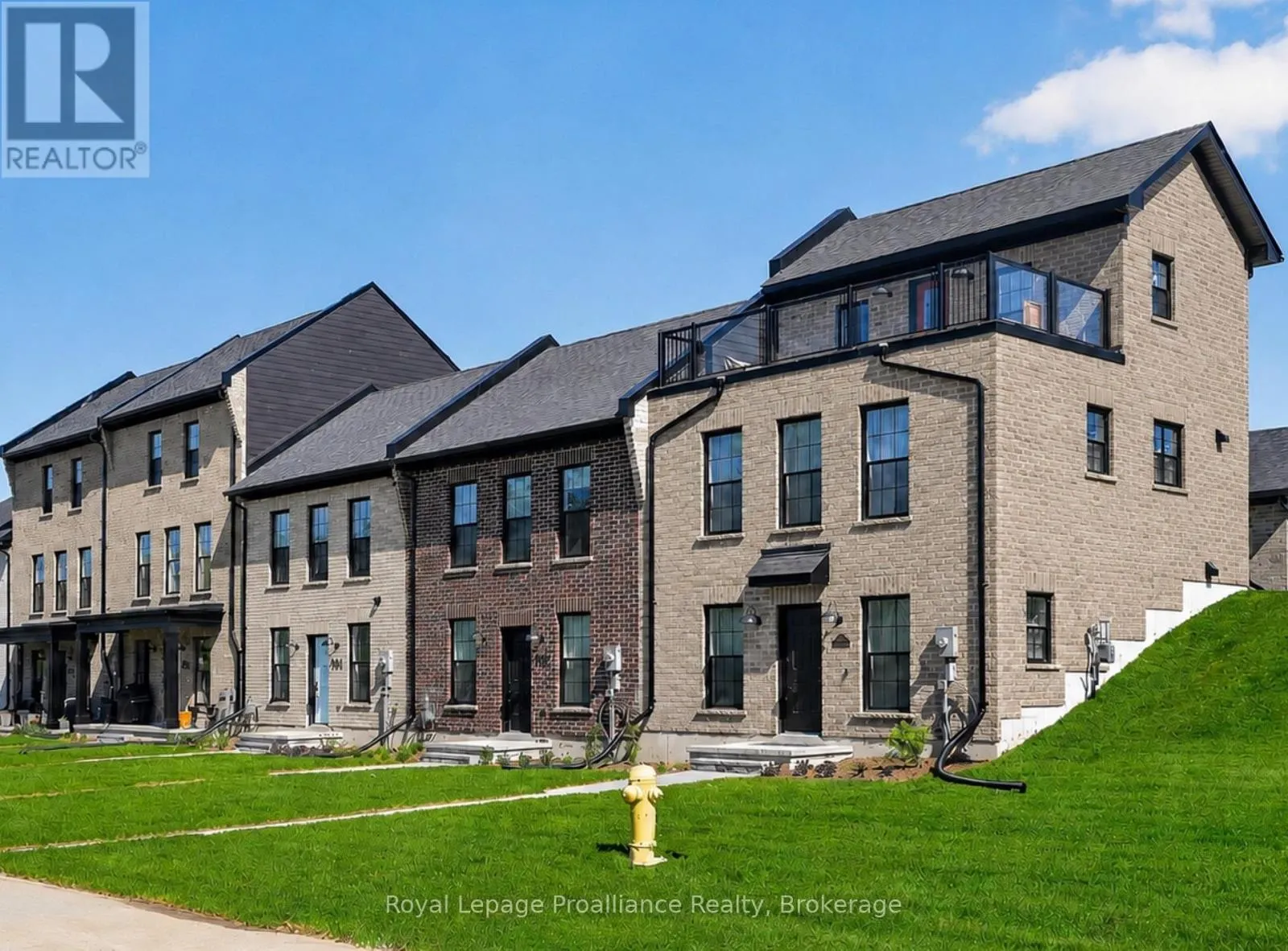 924 KERR STREET W