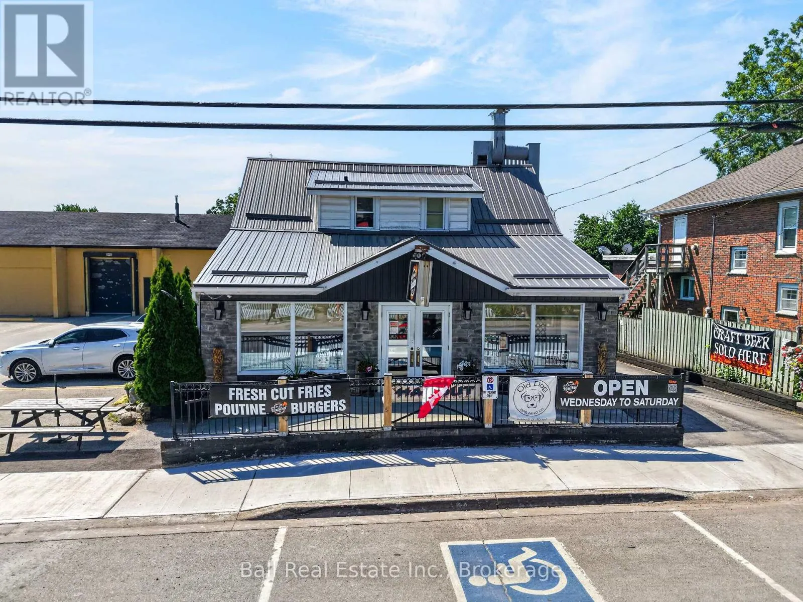 17 KING STREET E