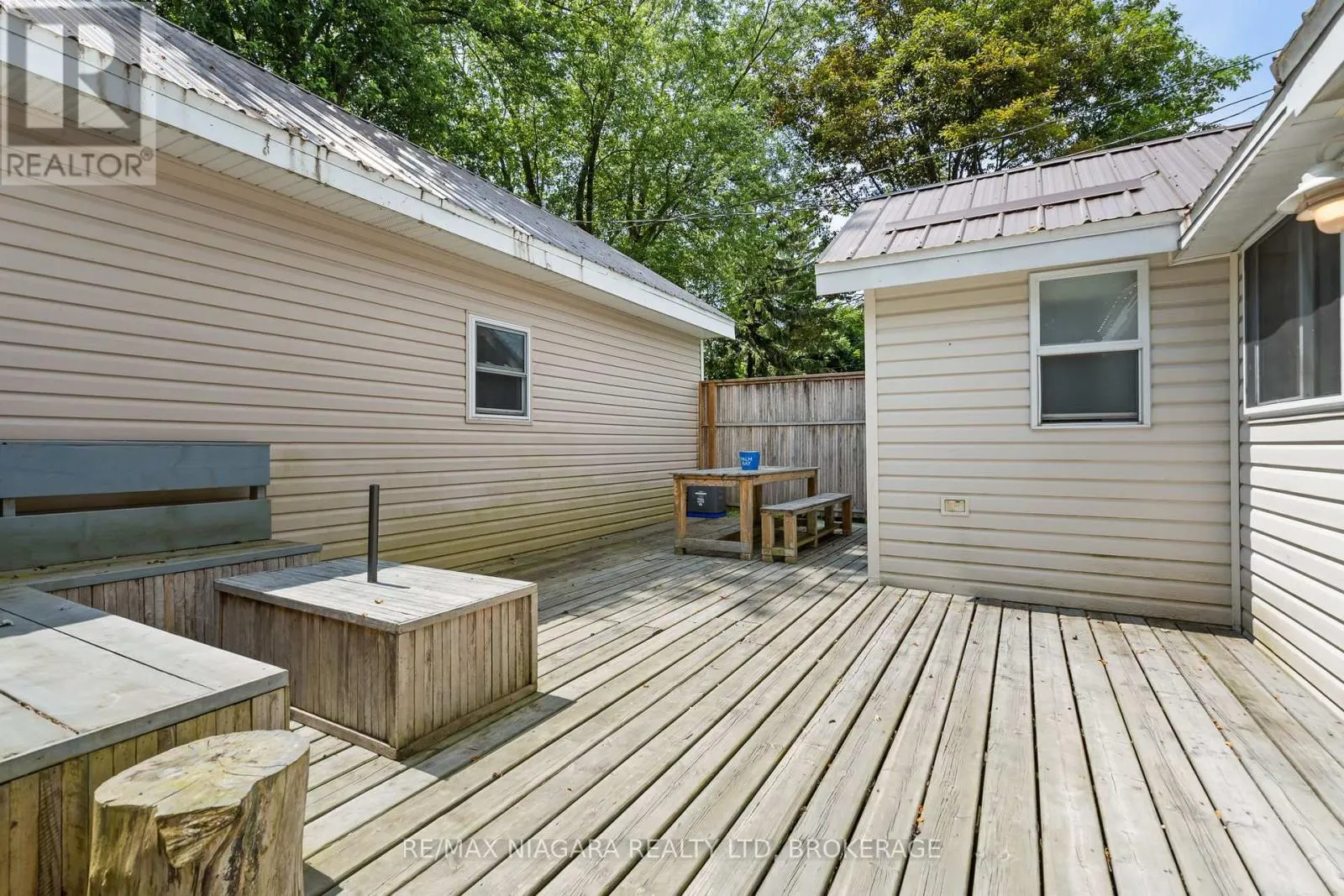 12343 LAKESHORE ROAD